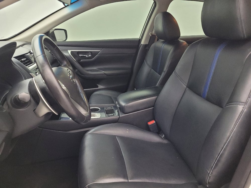 Used 2018 Nissan Altima 2.5 SR w/ SR Midnight Edition FWD image 17