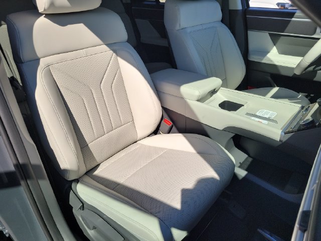 New 2026 Hyundai Santa Fe SEL FWD image 18