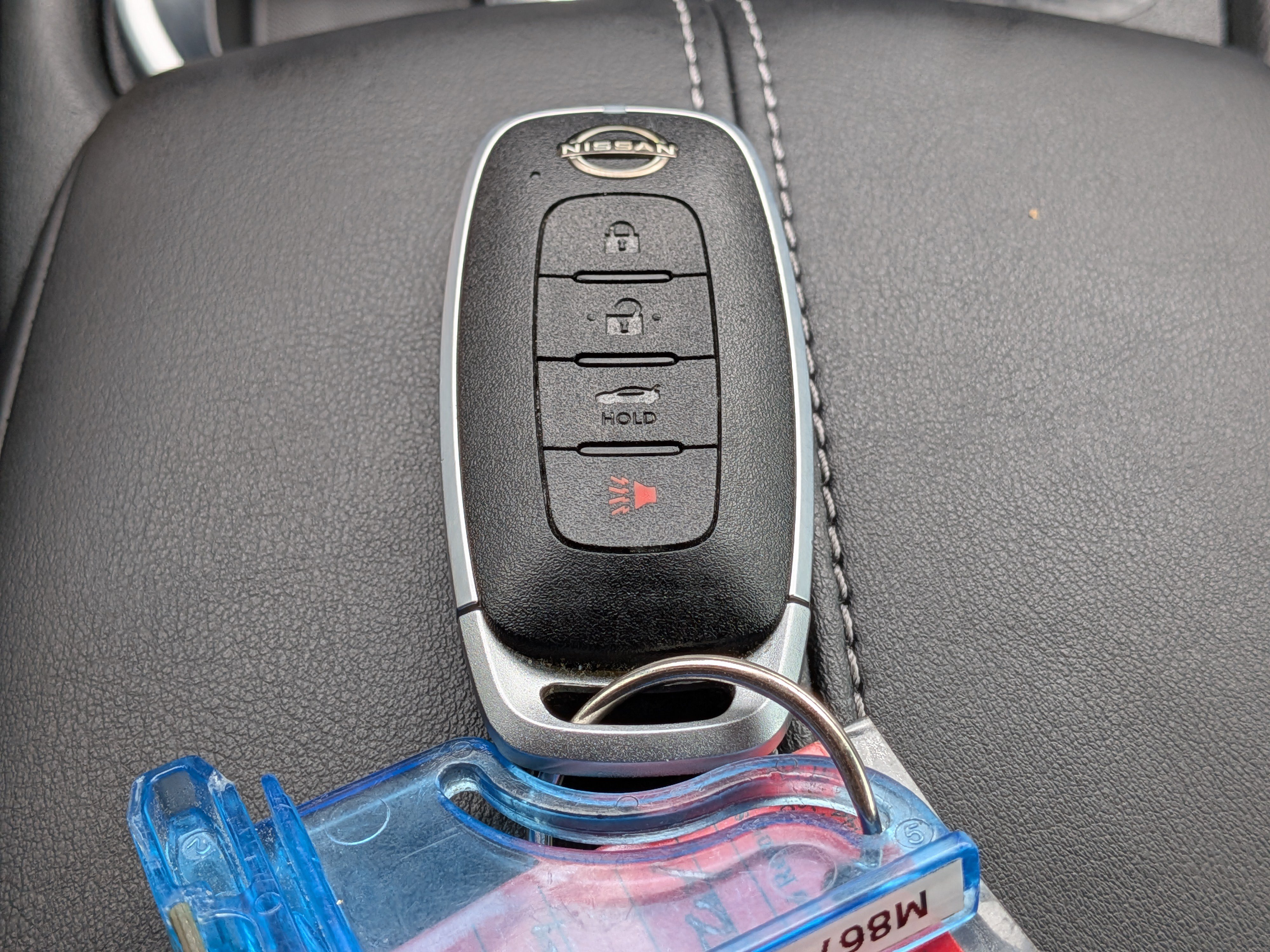 Used 2025 Nissan Sentra SV FWD image 33