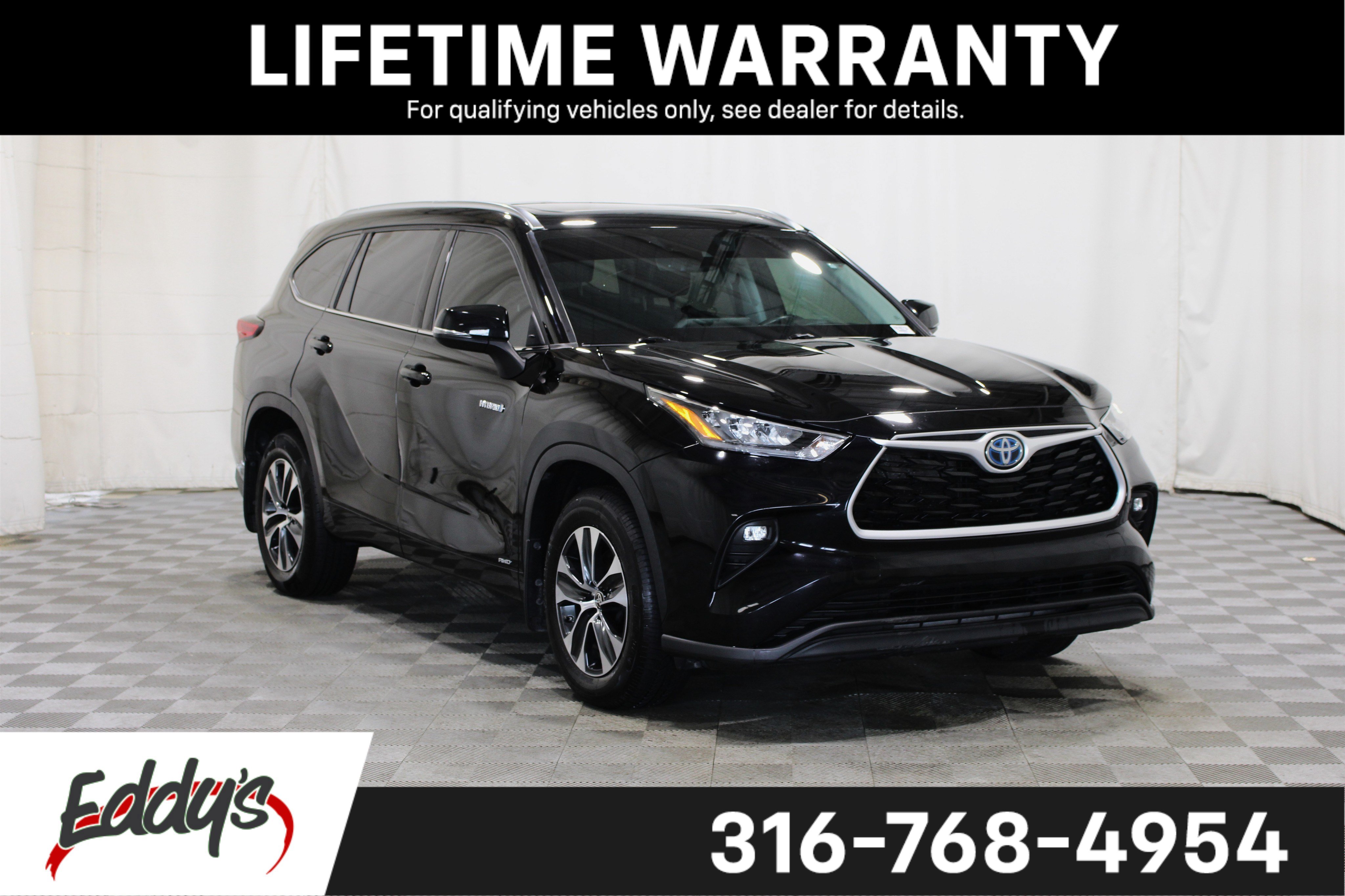 Used 2020 Toyota Highlander XLE AWD/4WD image 1