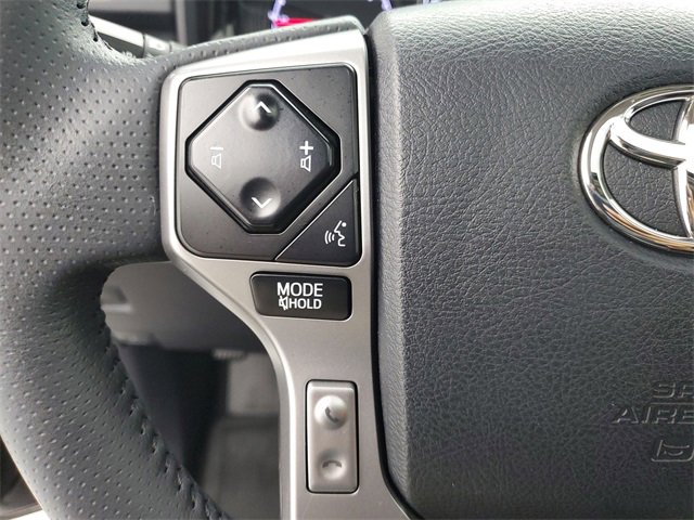 Used 2022 Toyota 4Runner SR5 Premium image 23