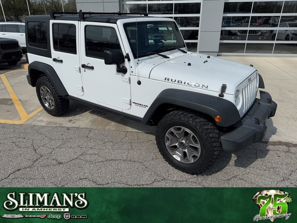 Used 2015 Jeep Wrangler Unlimited Rubicon w/ Connectivity Group AWD/4WD image 1