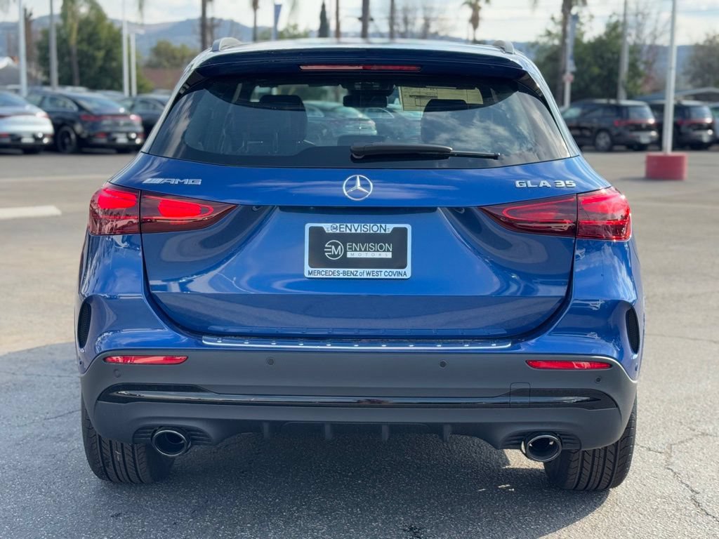 New 2025 Mercedes-Benz GLA 35 AMG 4MATIC image 11