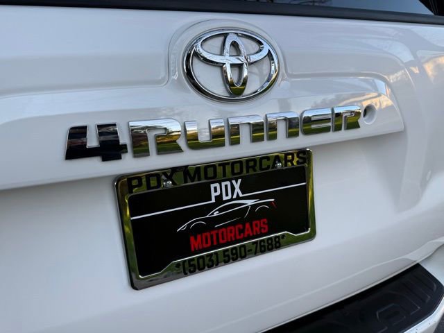 Used 2015 Toyota 4Runner SR5 Premium image 32