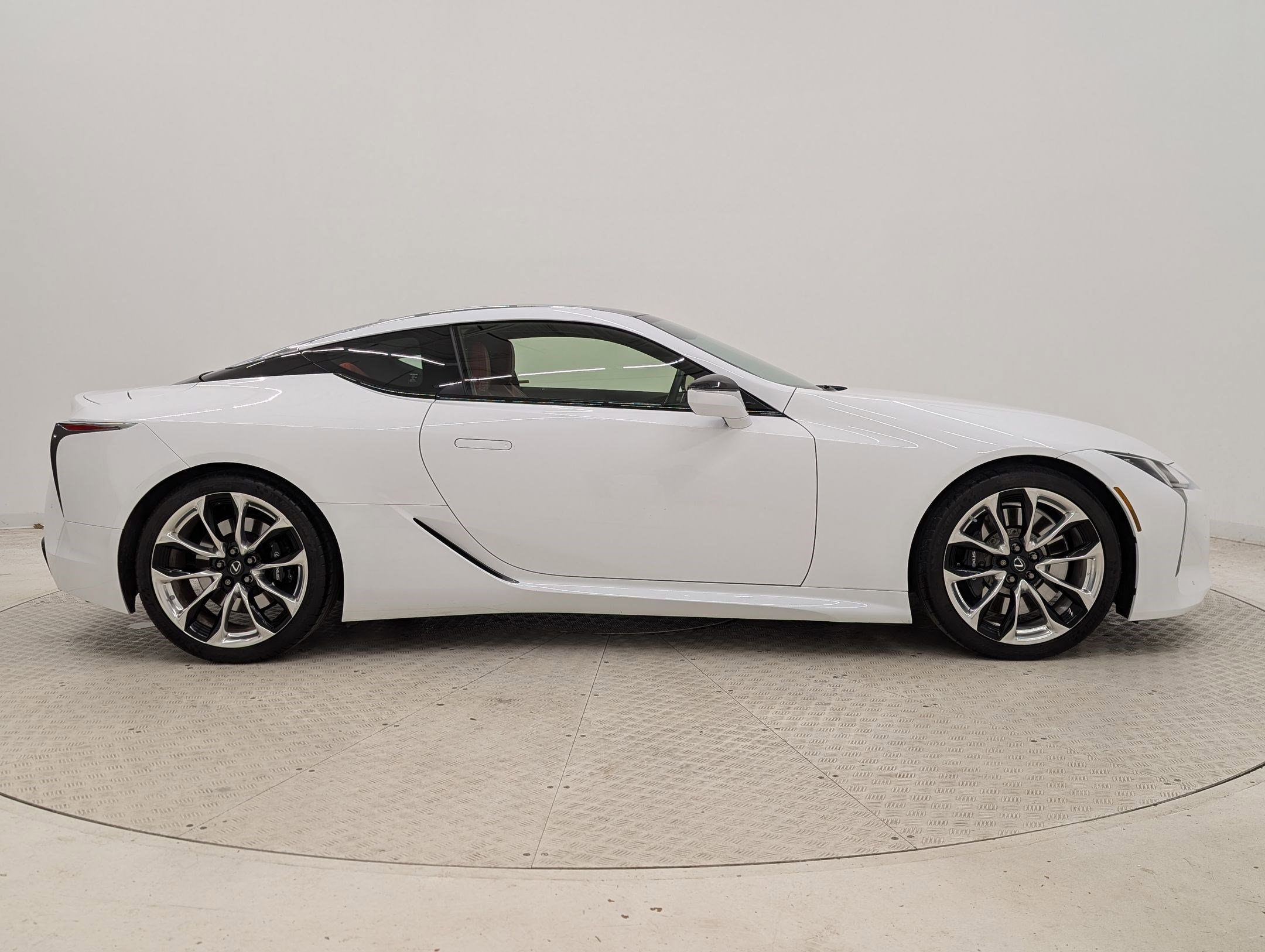 Used 2023 Lexus LC 500 Coupe w/ Performance Package image 8