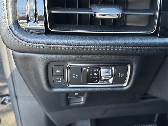 Used 2022 Lincoln Nautilus Reserve w/ Equipment Group 201A image 35