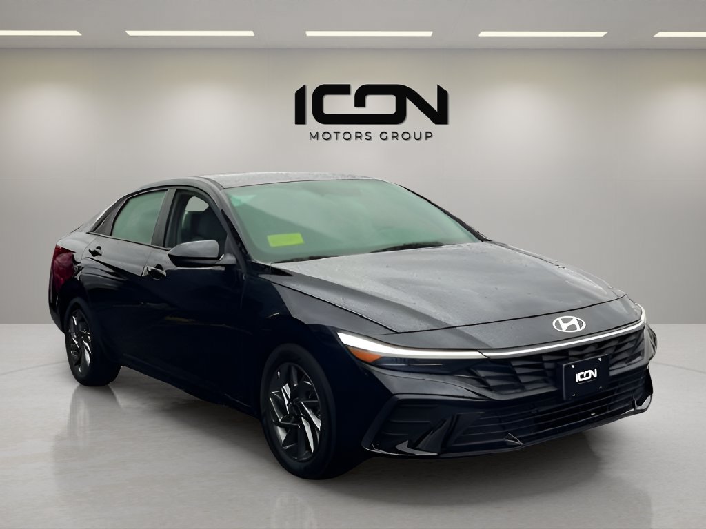 Used 2024 Hyundai Elantra SEL FWD image 7