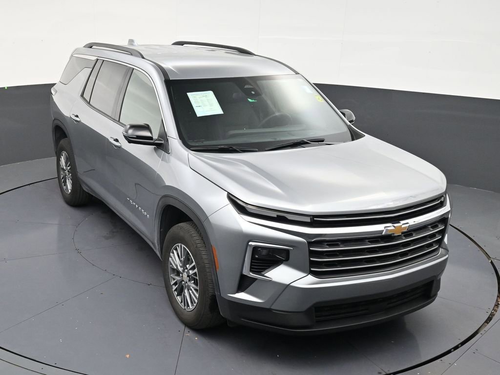 Used 2024 Chevrolet Traverse LT FWD image 18