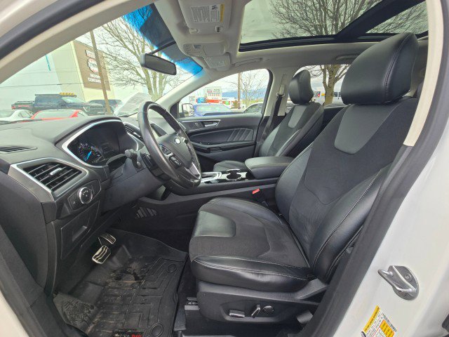 Used 2015 Ford Edge Sport image 24