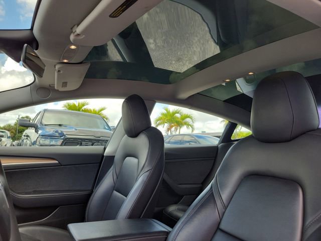 Used 2022 Tesla Model 3 Performance image 20