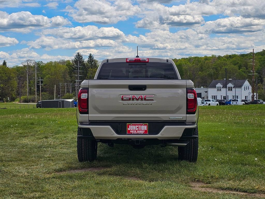 New 2026 GMC Canyon Elevation w/ Convenience Package AWD/4WD image 4