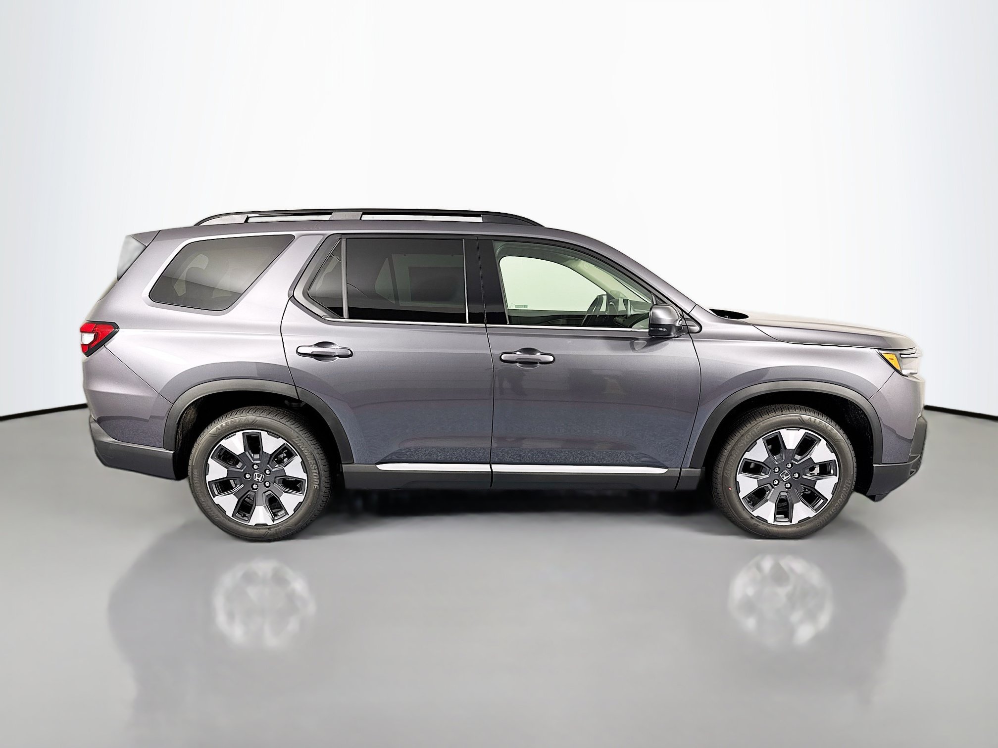 New 2026 Honda Pilot Elite image 4