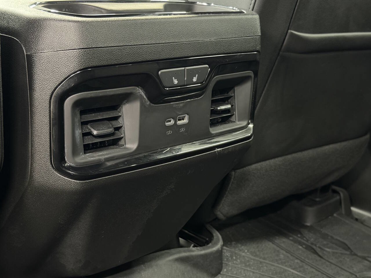 Used 2025 Chevrolet Silverado 2500 ZR2 w/ Technology Package image 54