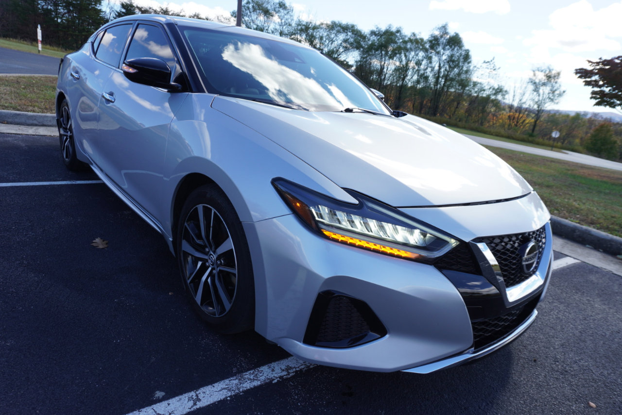 Used 2022 Nissan Maxima SV w/ Floor Mat Group image 4