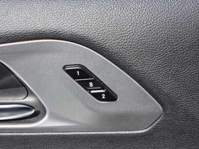 Used 2026 Chrysler Pacifica Limited w/ S Appearance Package FWD image 37
