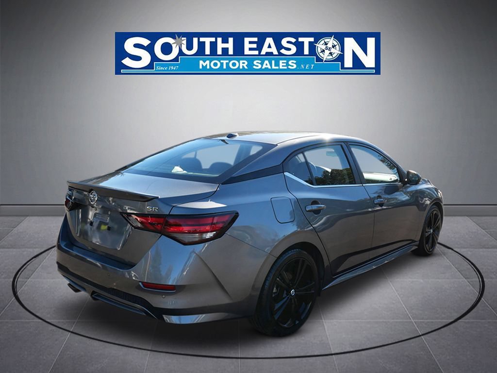 Used 2021 Nissan Sentra SR w/ Electronics Package FWD image 6