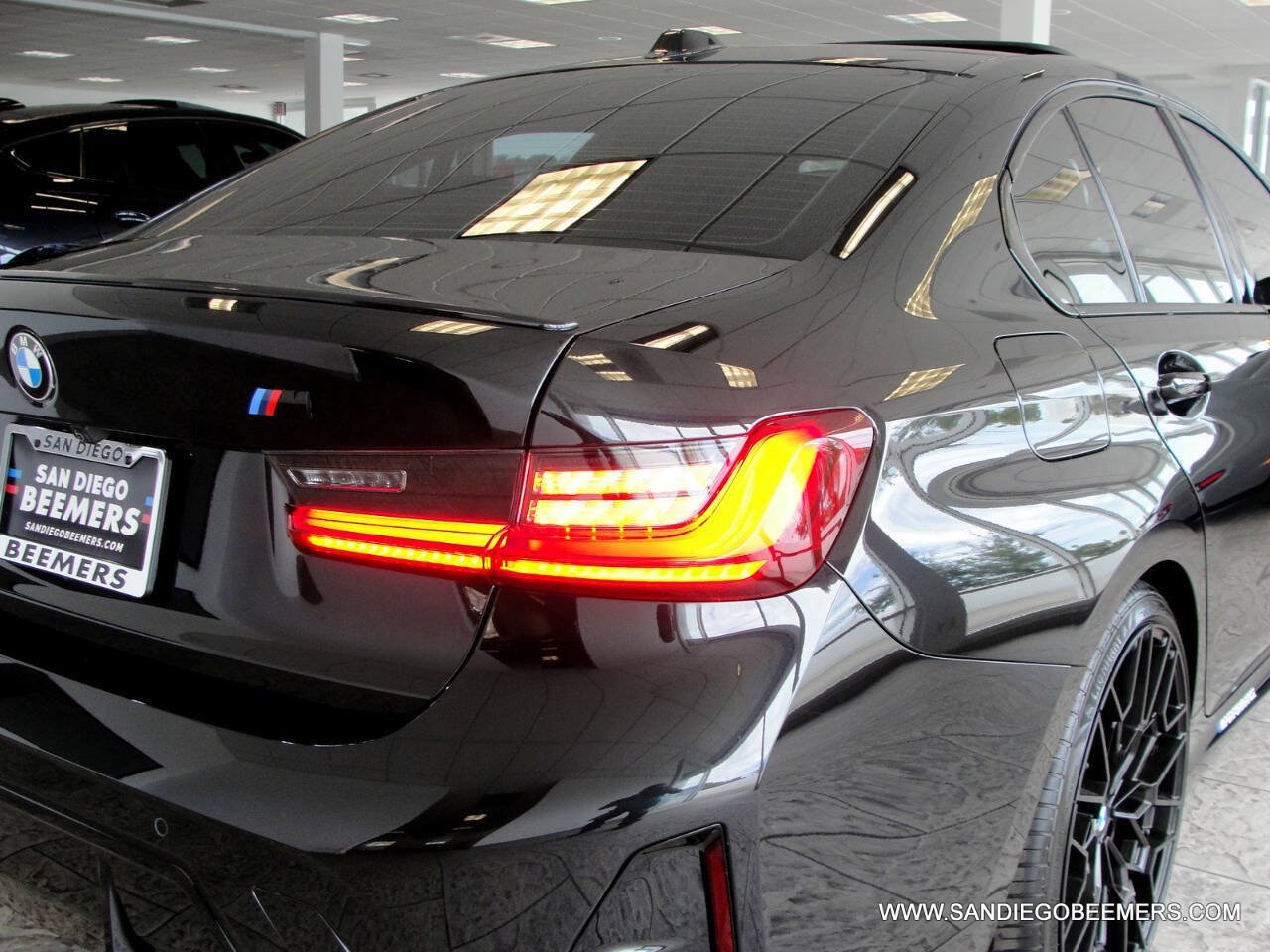Used 2023 BMW 330i Sedan w/ M Sport Package RWD image 30