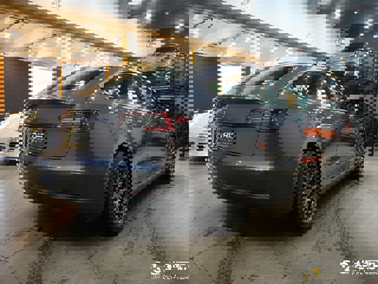 Used 2021 Tesla Model 3 Standard Range Plus image 4