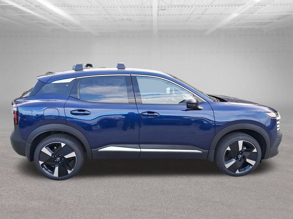 New 2026 Nissan Kicks SR w/ SR Premium Package AWD/4WD image 7