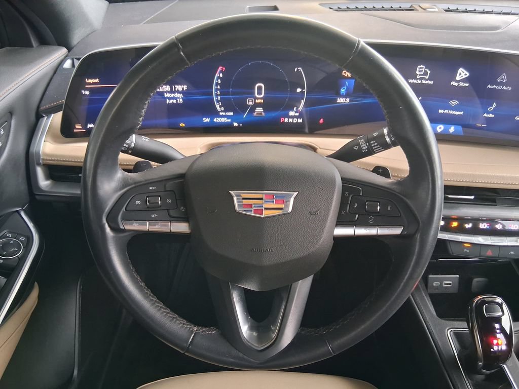Certified 2024 Cadillac XT4 Luxury FWD image 11