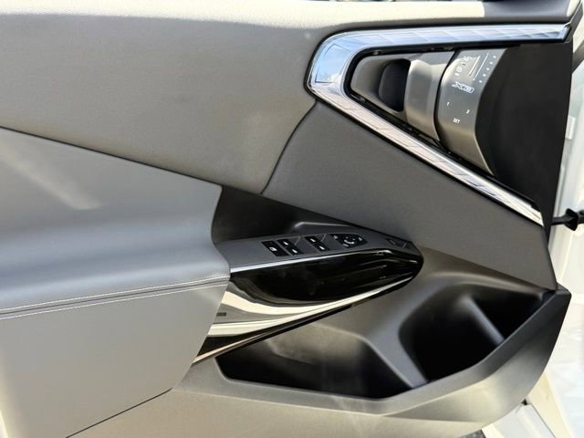 Used 2025 BMW X3 M50 w/ Premium Package AWD/4WD image 18