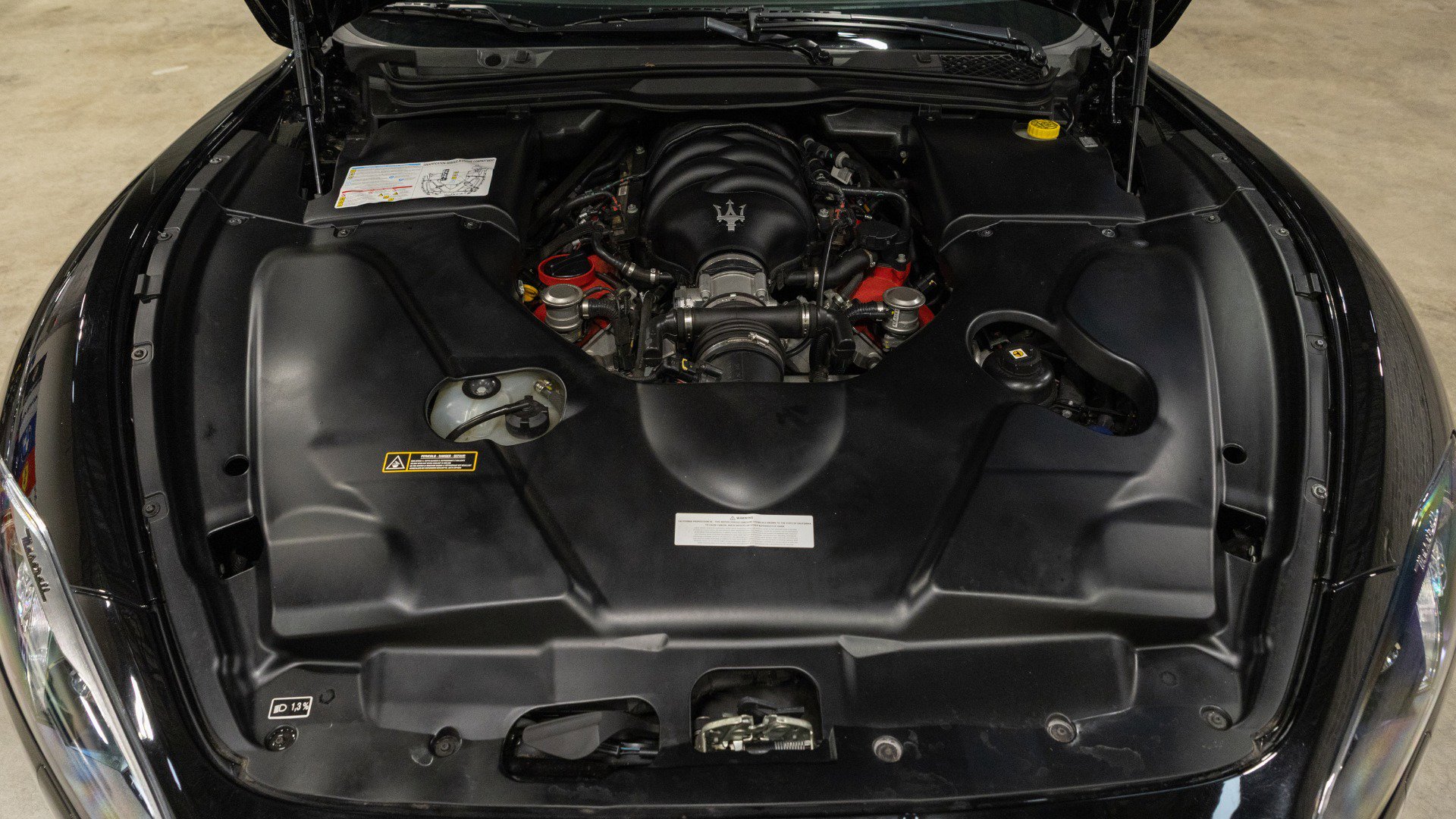 Used 2018 Maserati GranTurismo MC image 77
