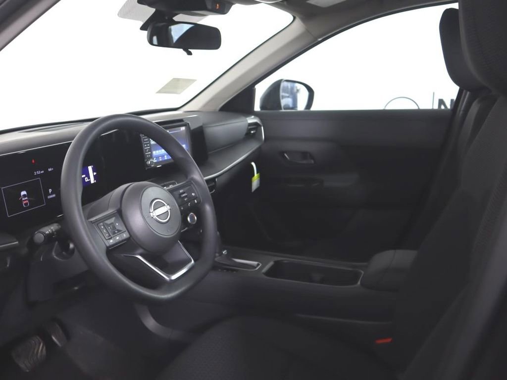 Certified 2025 Nissan Kicks S image 11