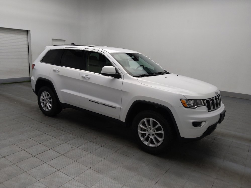 Used 2022 Jeep Grand Cherokee Laredo E AWD/4WD image 11