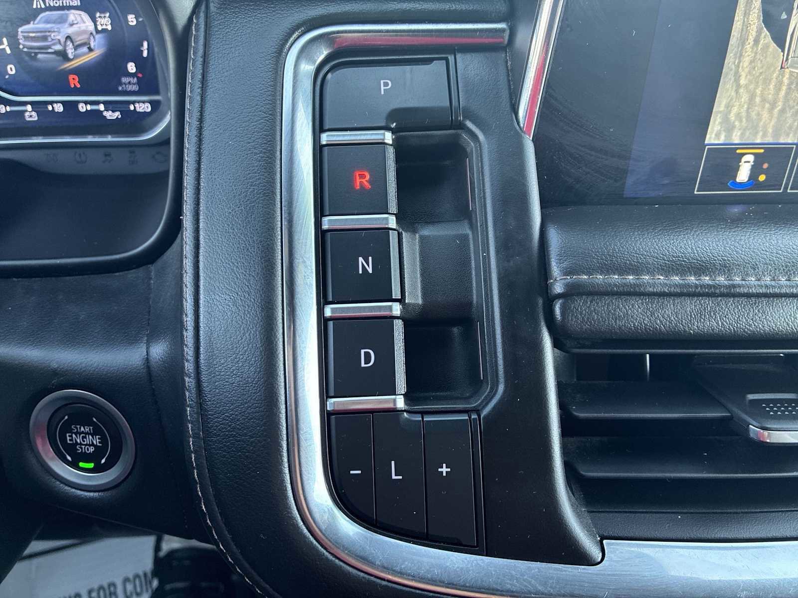 Used 2023 Chevrolet Tahoe High Country image 15