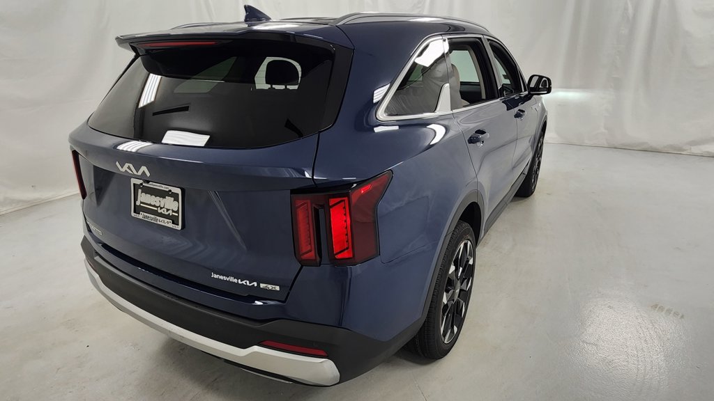 New 2026 Kia Sorento EX AWD/4WD image 3