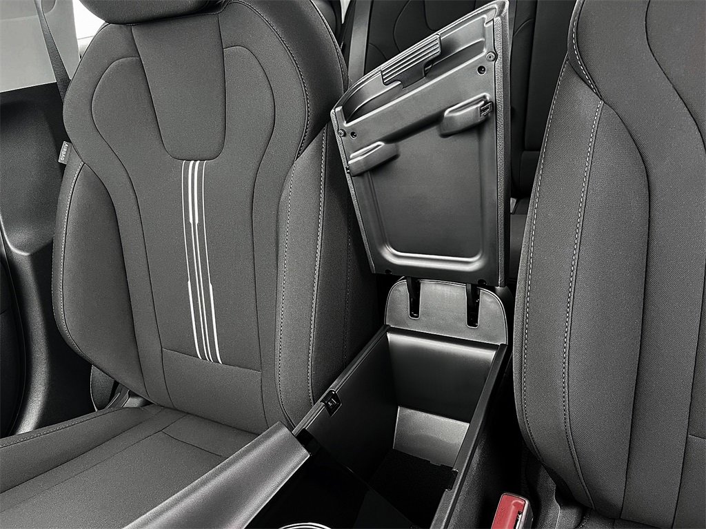 New 2025 Hyundai Elantra SEL w/ Cargo Package image 18