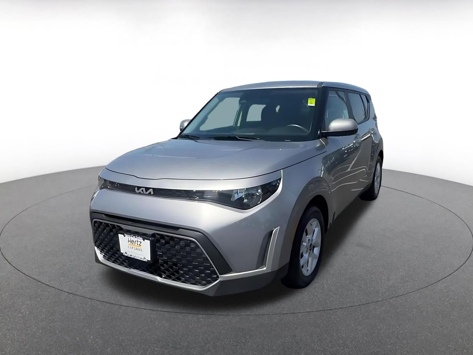 Used 2025 Kia Soul LX w/ LX Technology Package FWD image 7