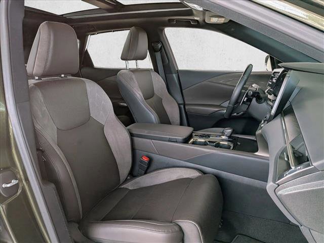 Used 2023 Lexus RX 350 w/ Luxury Package image 19