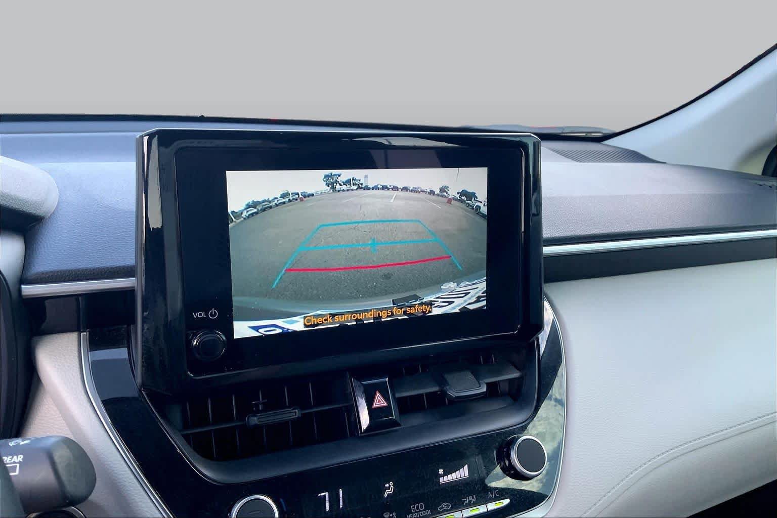 Used 2023 Toyota Corolla Cross LE FWD image 27