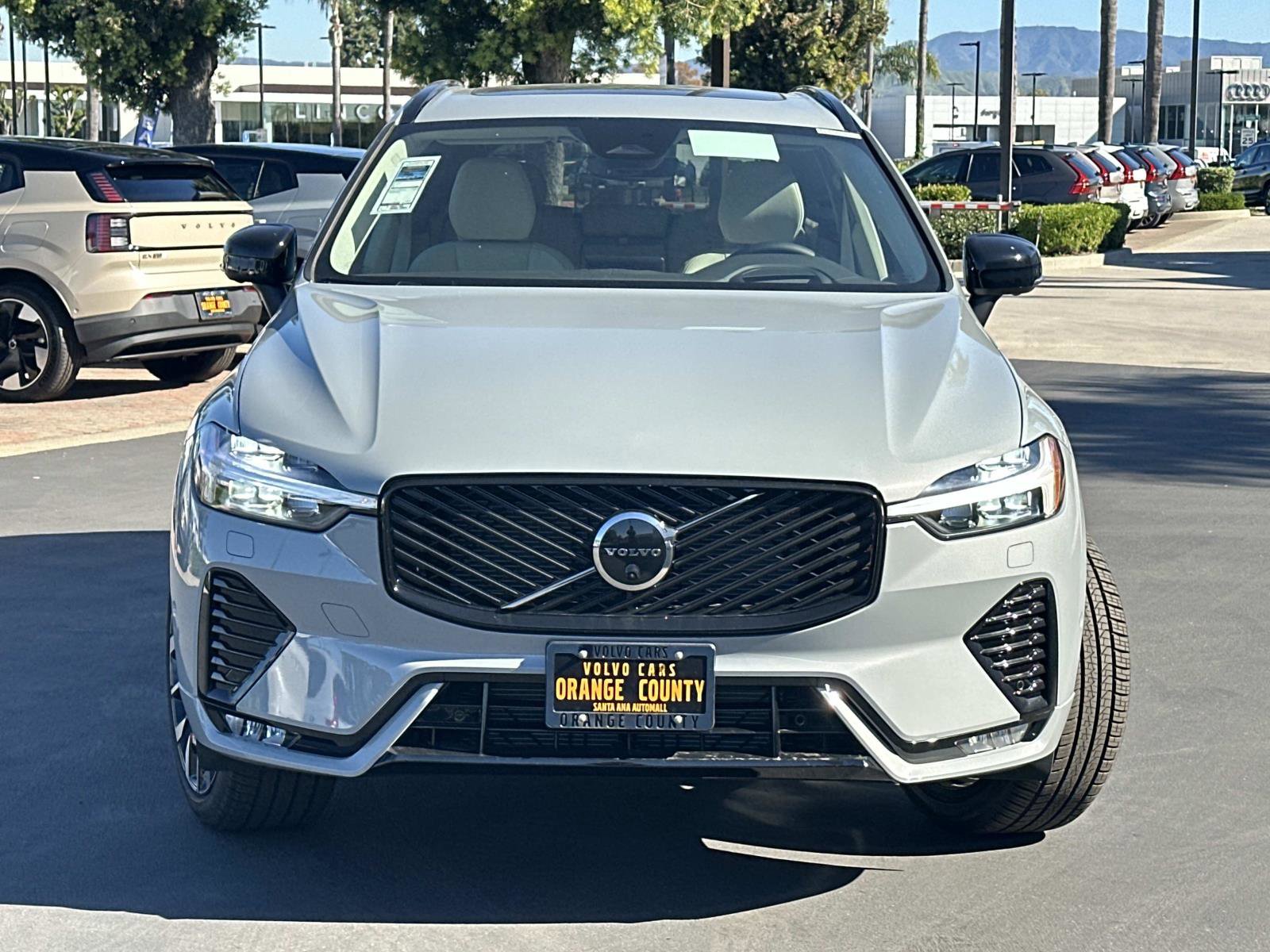 New 2026 Volvo XC60 B5 Ultra w/ Climate Package AWD/4WD image 2