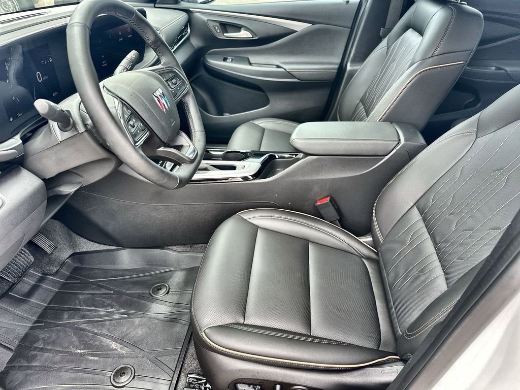 Used 2026 Buick Envista Avenir FWD image 24