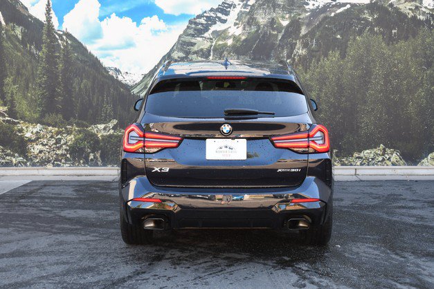 Used 2023 BMW X3 xDrive30i w/ M Sport Package AWD/4WD image 10