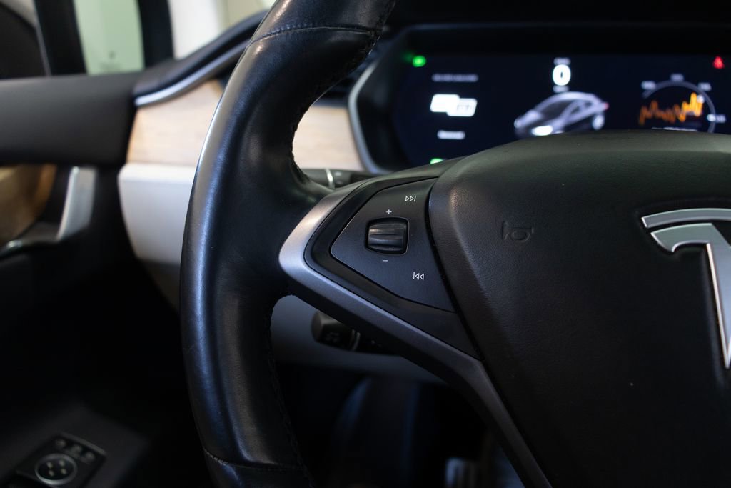 Used 2019 Tesla Model X Performance AWD/4WD image 28