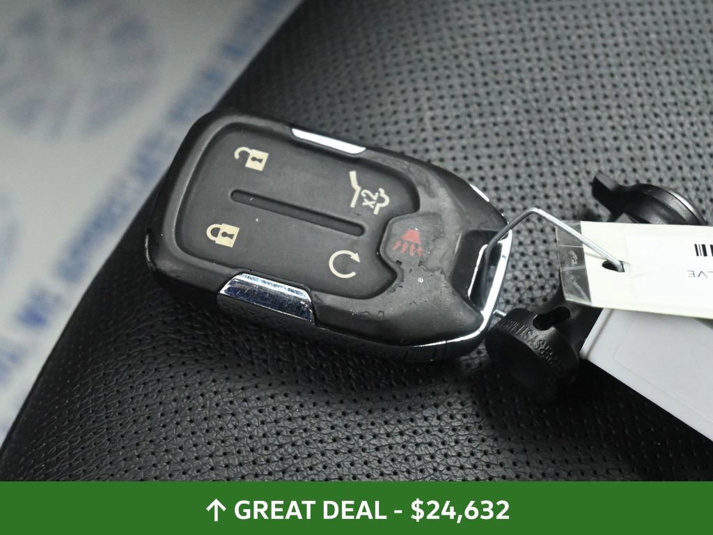 Used 2023 GMC Terrain AT4 image 31