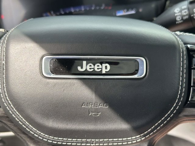 Certified 2024 Jeep Grand Cherokee L Overland w/ Luxury Tech Group IV AWD/4WD image 30