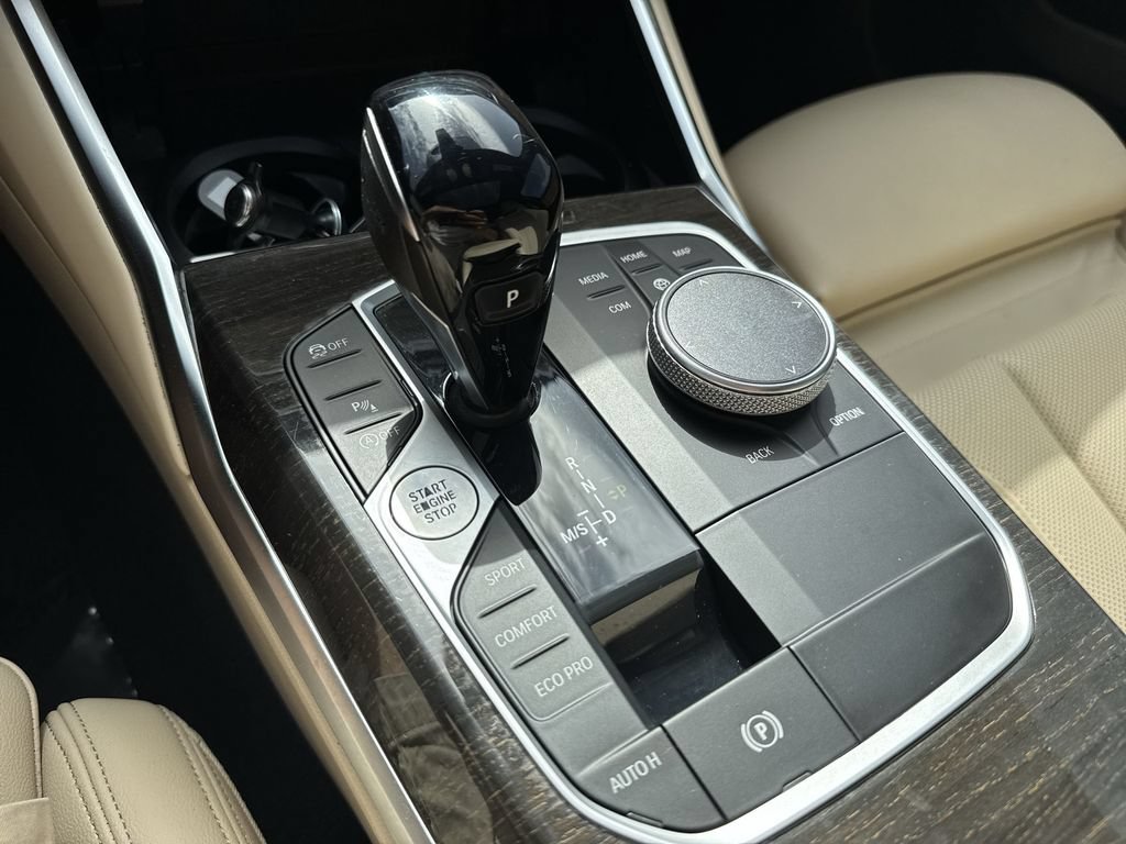Used 2022 BMW 330i Sedan w/ Convenience Package RWD image 54