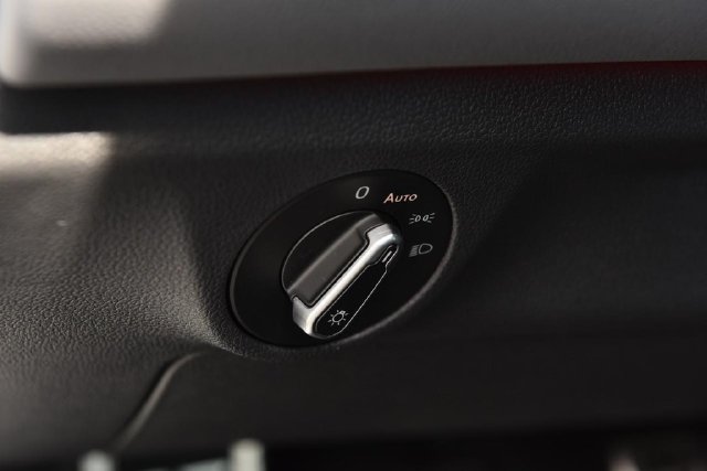New 2026 Volkswagen Jetta GLI Autobahn FWD image 11
