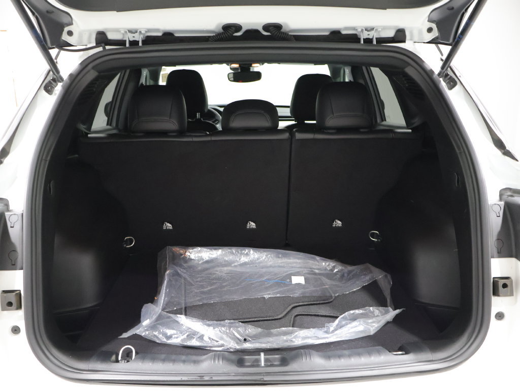 Certified 2025 Jeep Compass Limited AWD/4WD image 5