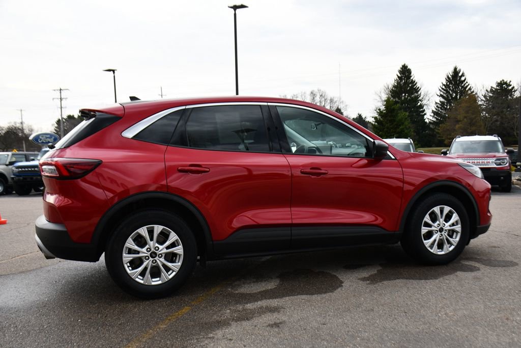 Used 2023 Ford Escape Active w/ Tech Pack #1 image 7