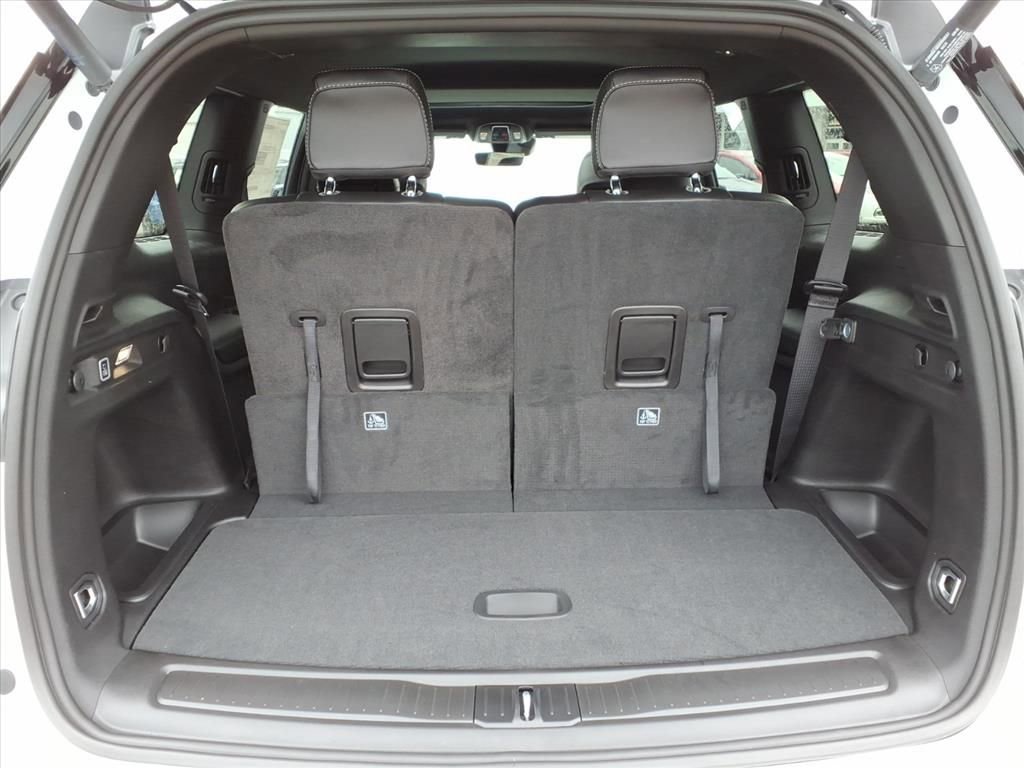 New 2025 Jeep Grand Cherokee L Altitude image 14