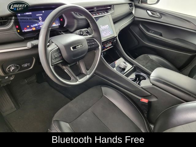 Used 2023 Jeep Grand Cherokee L Laredo image 12