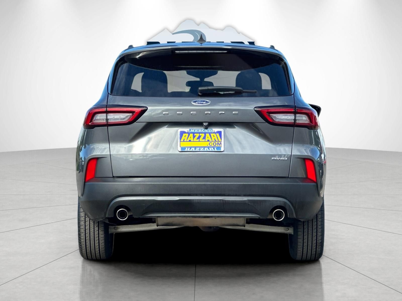 Used 2025 Ford Escape ST-Line Select AWD/4WD image 4