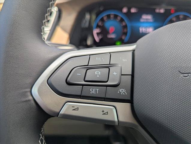 New 2026 Volkswagen Atlas SE FWD image 13