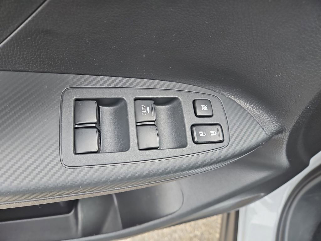 Used 2024 Mitsubishi Eclipse Cross SE image 19