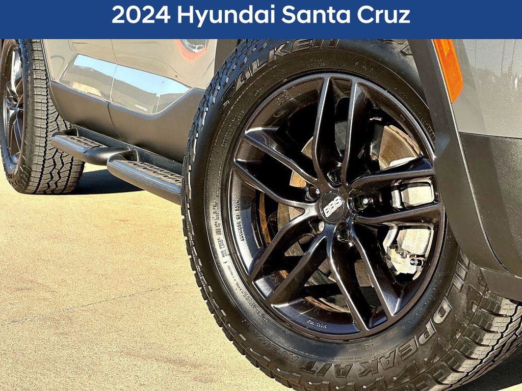 Used 2024 Hyundai Santa Cruz Night image 2